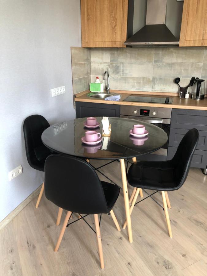 Cosy Flat In The Center * Almaty
