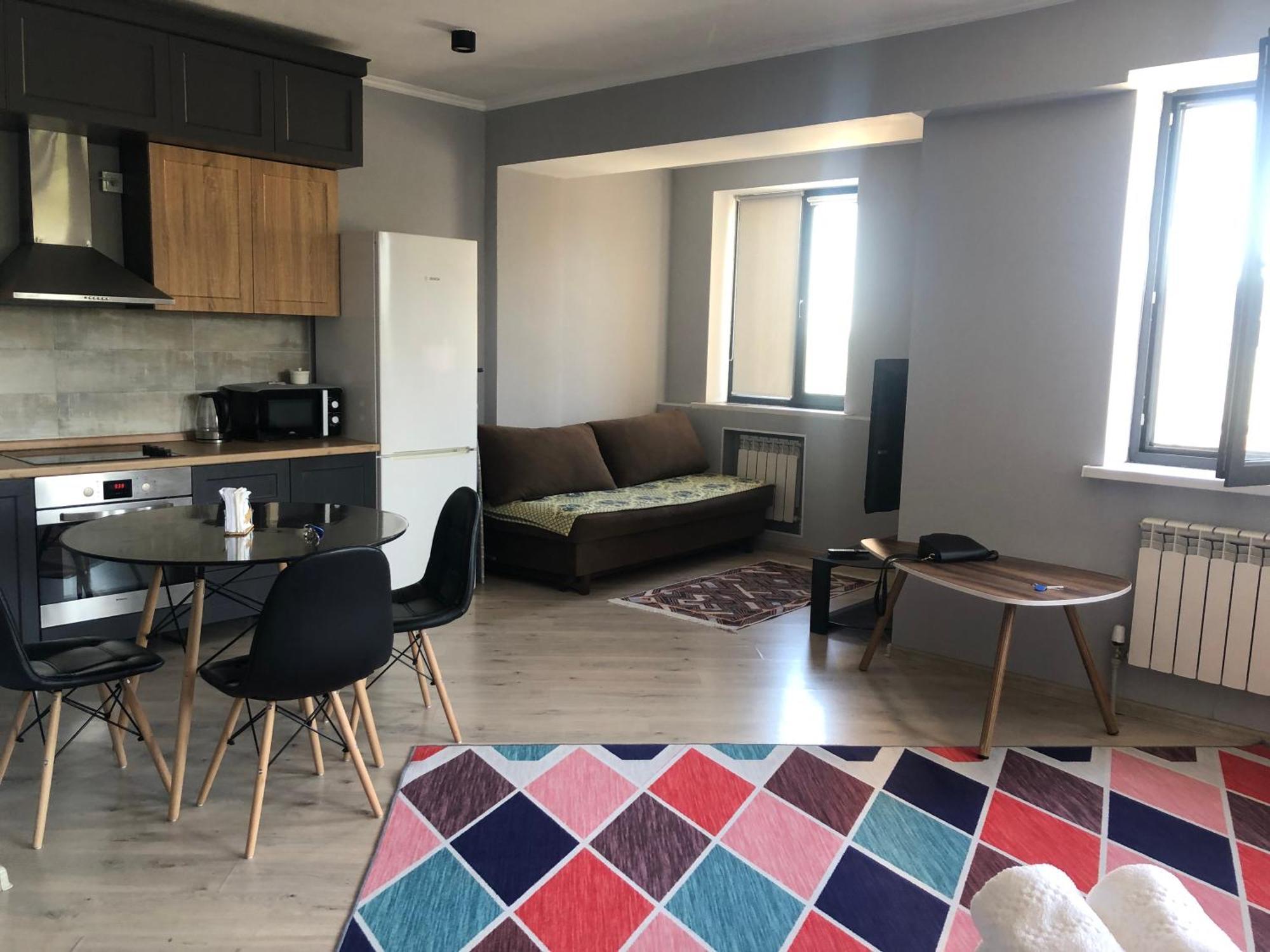 Apartment Cosy Flat In The Center
