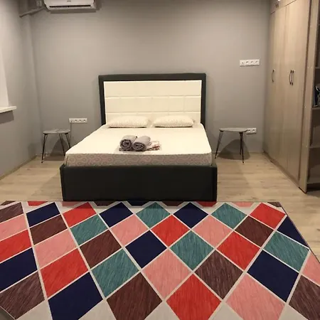 Cosy flat in the city center Almaty Exterior photo